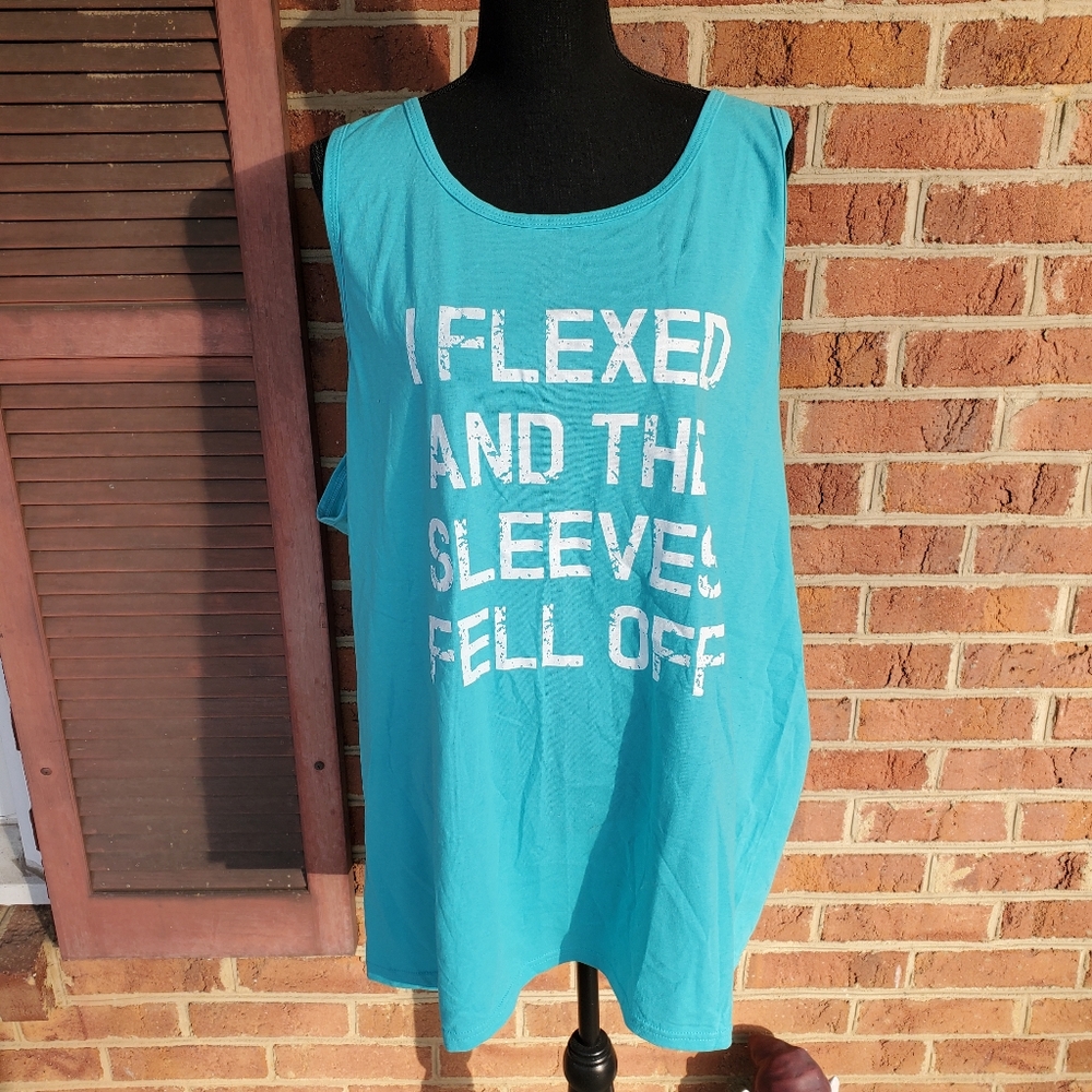 NWOT Men's Flexed t-shirt